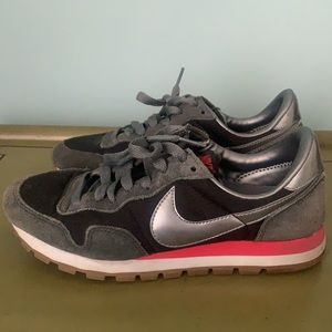 Vintage style Nike Air Shoes